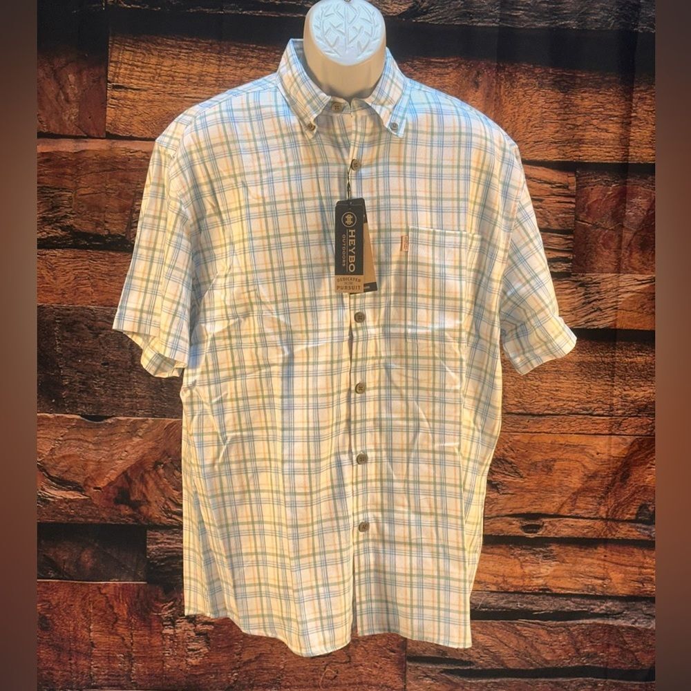 Men's Short Sleeve Button-Down Shirt - Light Blue & Beige Plaid